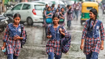 School Holidays in UP, Punjab, Haryana, J&K, Himachal & Chandigarh Due to Heavy Rains